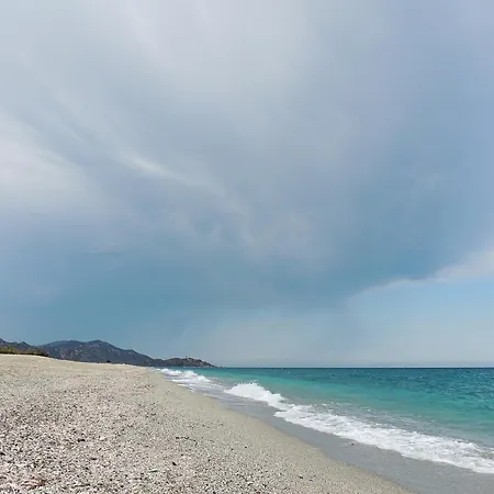 B&B Domusanna 빌라푸주